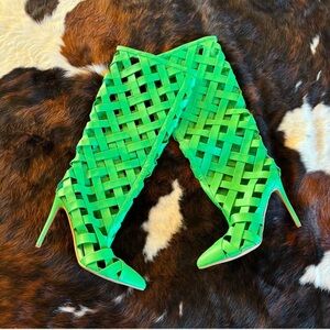 Cape Robbin Green cut out boots